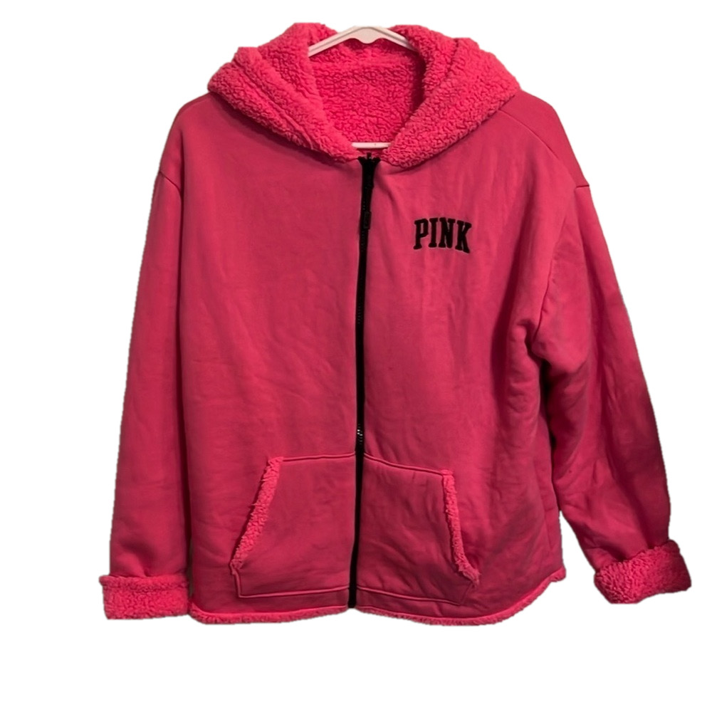 VICTORIAโS SECRET PINK S/P/CH Pink Zip Up Hoodie.